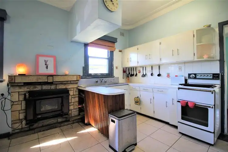 Third view of Homely house listing, 112 Cessnock Road, Weston NSW 2326