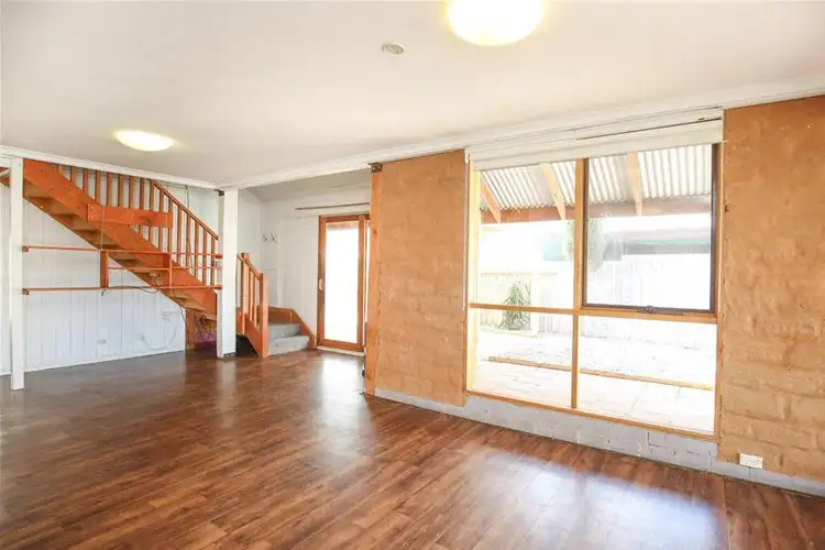 Second view of Homely house listing, 5 Beasy Court, Mildura VIC 3500