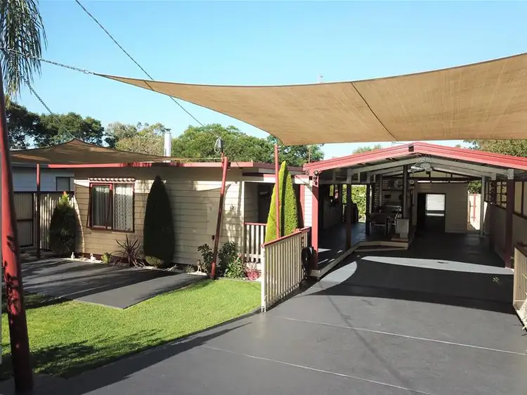 122 Toorak Avenue, Loch Sport VIC 3851