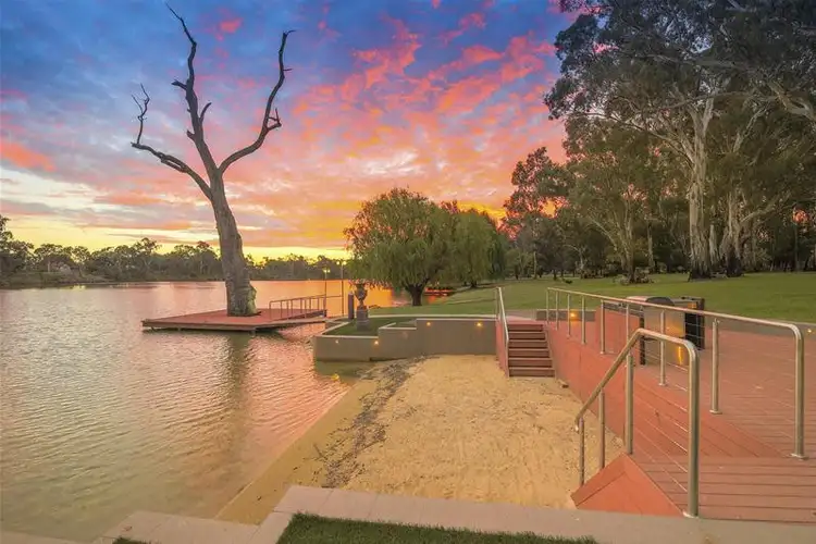 41 Carramar Drive, Gol Gol NSW 2738