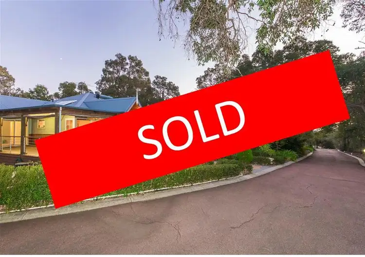 5 Watling Place, Bedfordale WA 6112