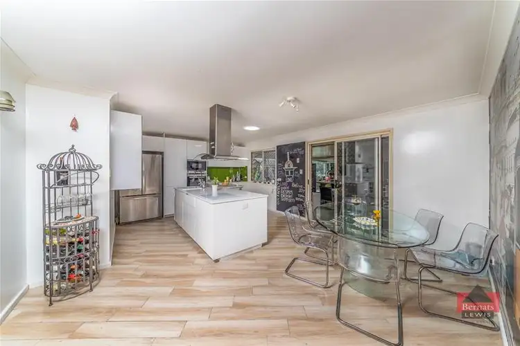 Fifth view of Homely house listing, 2 Deiter Court, Edens Landing QLD 4207