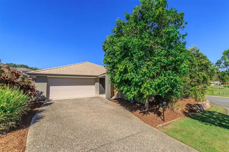 1/13 Hawkesbury Avenue, Pacific Pines QLD 4211