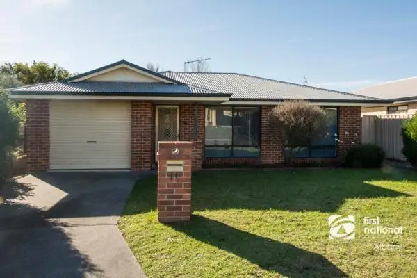11 Gillam Place, Mount Melville WA 6330