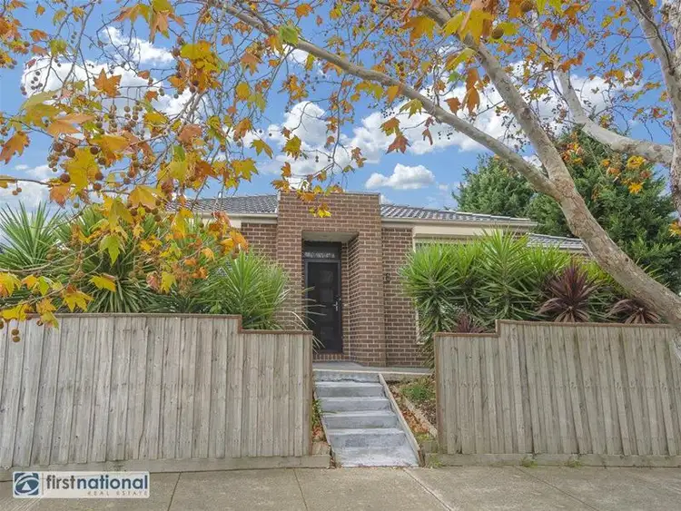 Second view of Homely house listing, 6 Newlyn Drive, Craigieburn VIC 3064