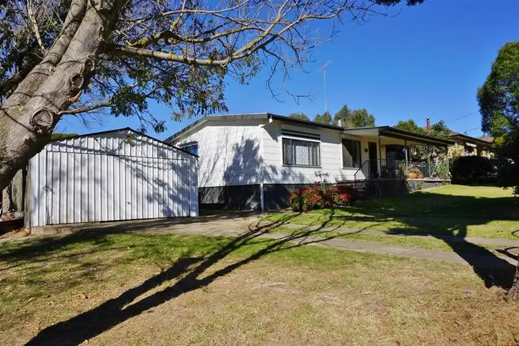 4 Lead Street, Yass NSW 2582