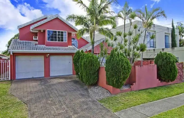 29 Amalfi Drive, Isle Of Capri QLD 4217