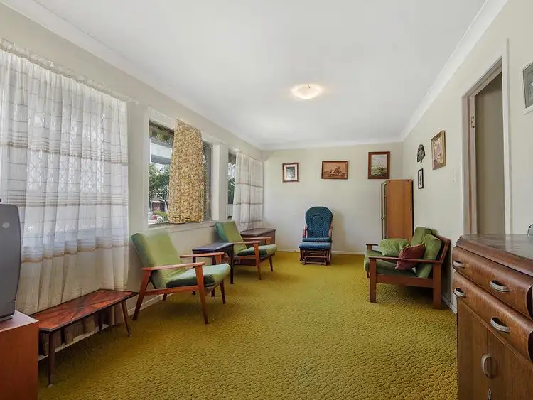 Second view of Homely house listing, 5 Fiona Street, Biggera Waters QLD 4216