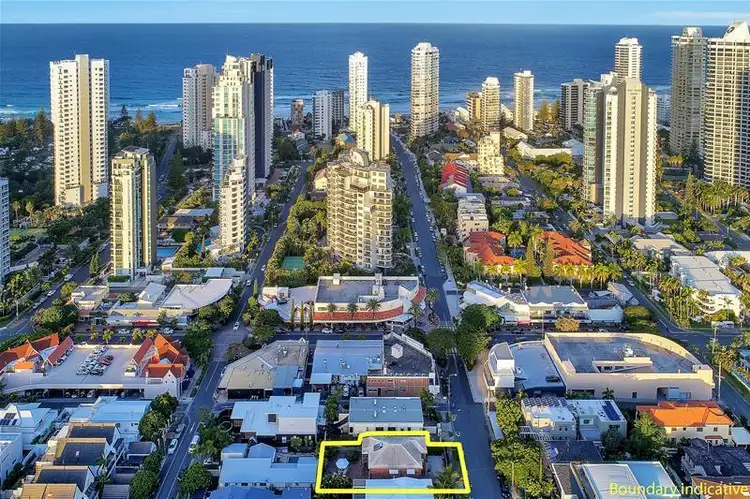 47 Woodroffe Avenue, Main Beach QLD 4217