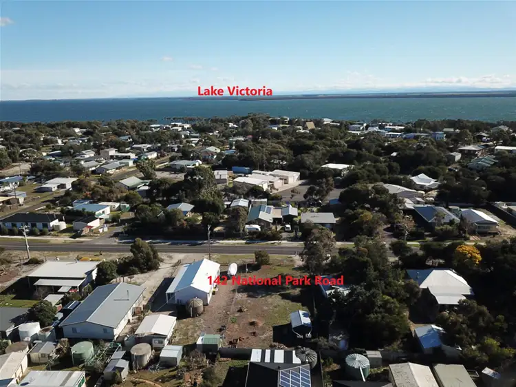 142 National Park Road, Loch Sport VIC 3851