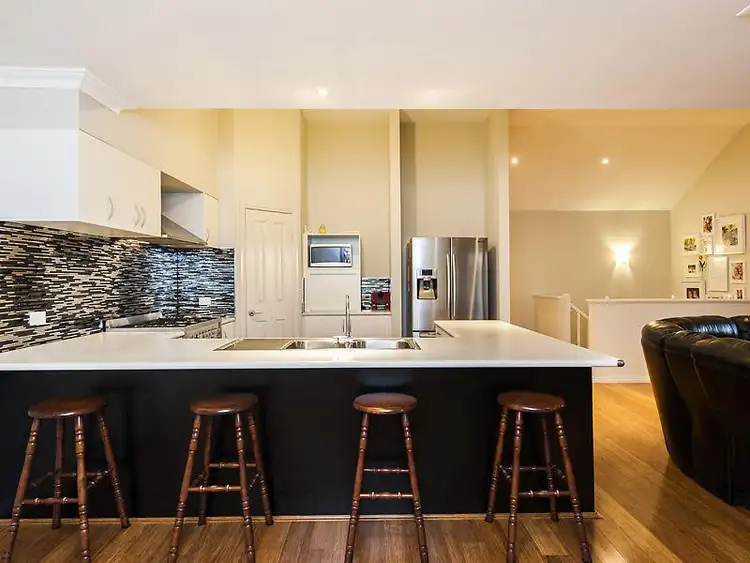 Fifth view of Homely house listing, 11 Sapphire Court, Mount Richon WA 6112