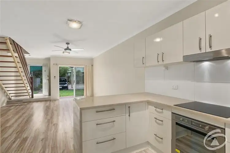 8/25-27 Fairweather Street, Yorkeys Knob QLD 4878