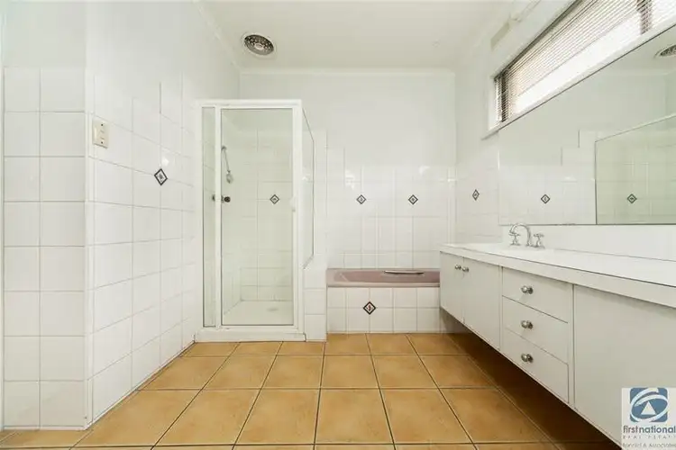 Sixth view of Homely house listing, 4 Mirabelle Court, Wodonga VIC 3690