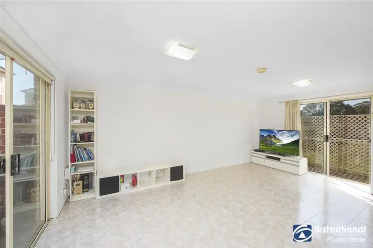 3/12 Clarence Street