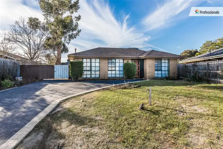 9 Lloyd Court, Brookfield VIC 3338