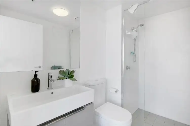 Sixth view of Homely apartment listing, 30707/2 Harbour Road, Hamilton QLD 4007