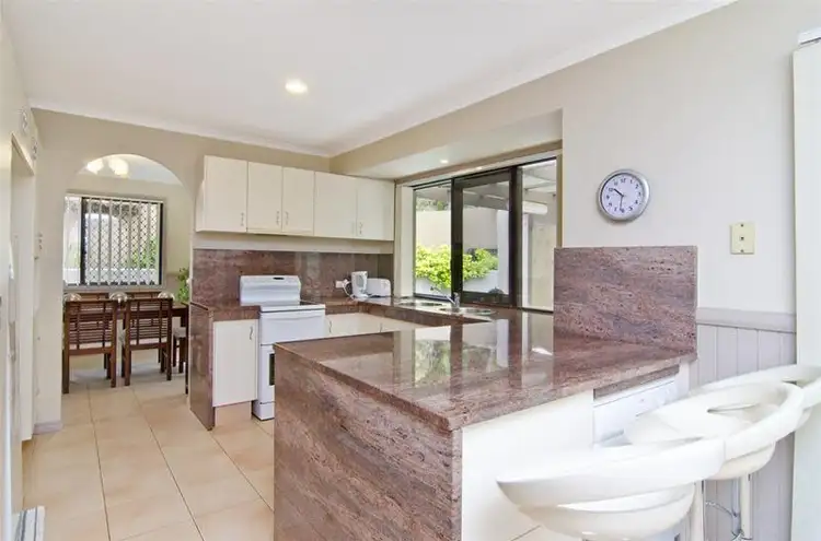8 Applecross Way, Elanora QLD 4221