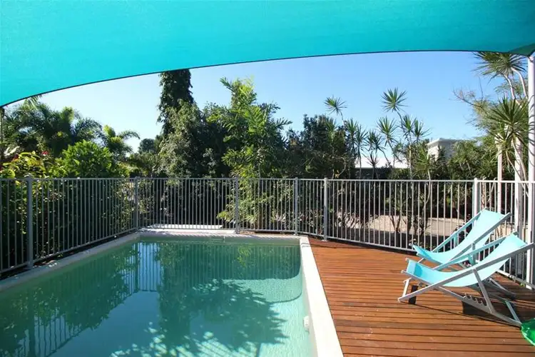 18 Southward Street, Mission Beach QLD 4852
