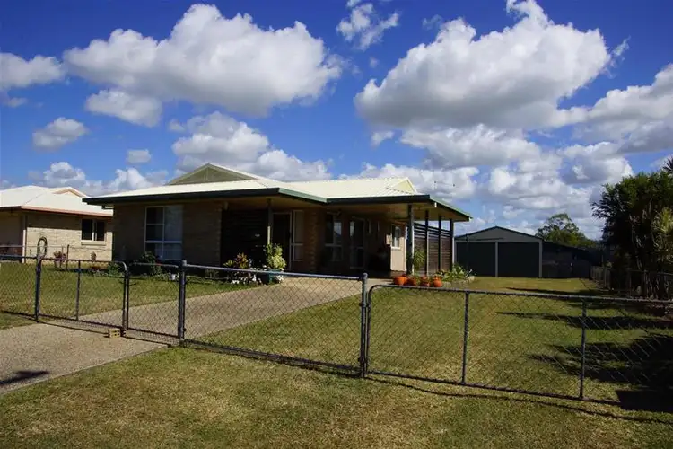 43 Cemetery Road, Sarina QLD 4737