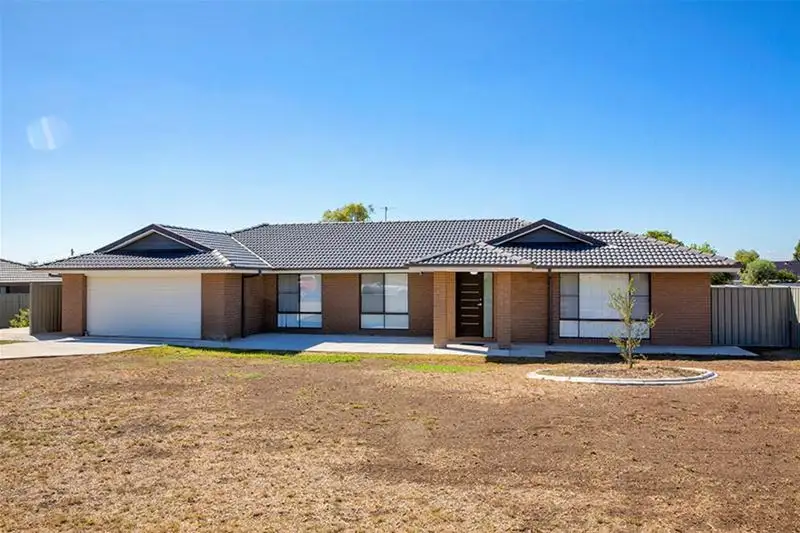 Main view of Homely house listing, 1/9 Silversmith Place, Gunnedah NSW 2380