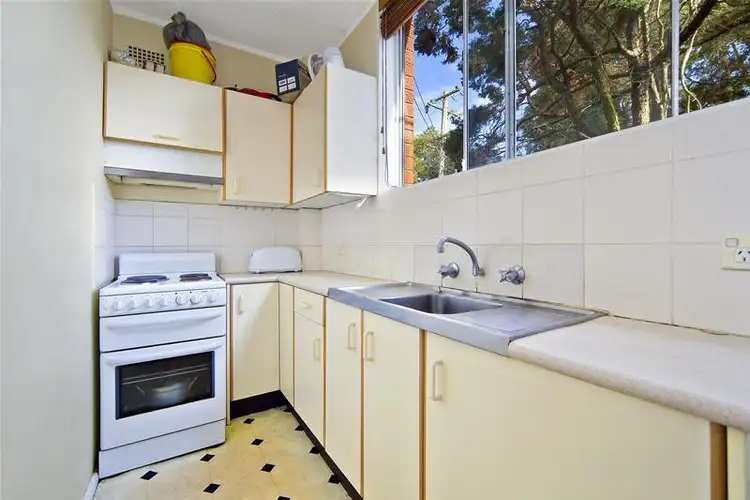 Second view of Homely unit listing, 2/12 Grafton Crescent, Dee Why NSW 2099