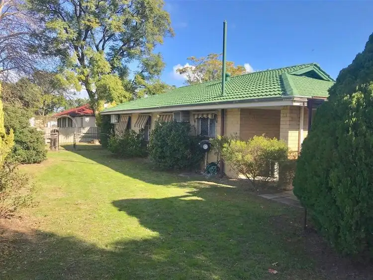 1 Elatine Place, Pinjarra WA 6208