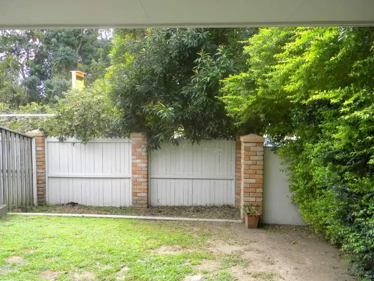 Fourth view of Homely townhouse listing, 2/192-196 Queen Street, Southport QLD 4215