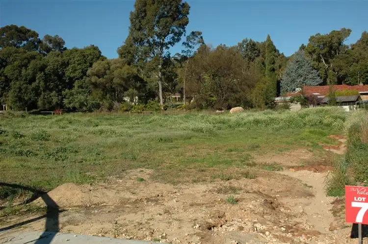 807 Maclean Street, Roleystone WA 6111