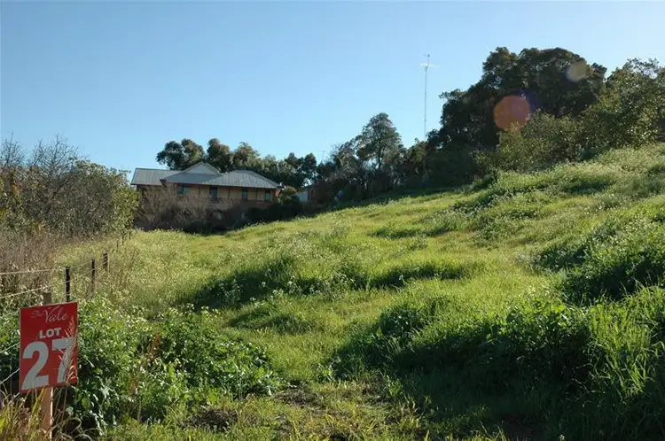 827 Zavatteri  Rise, Roleystone WA 6111