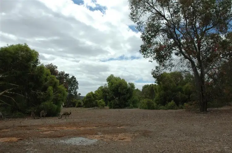 124 Heritage  Drive, Roleystone WA 6111