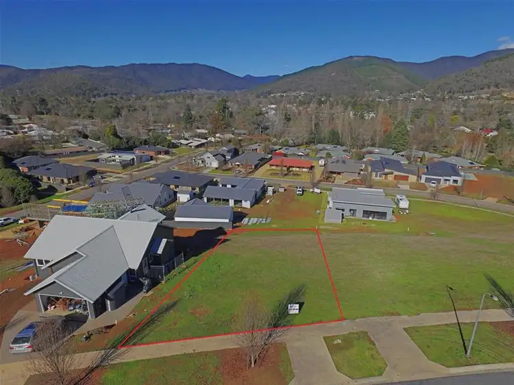 21 Mountain Mist Drive, Bright VIC 3741