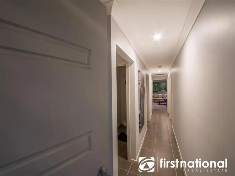 Second view of Homely unit listing, 9/7 Melissa Way, Pakenham VIC 3810