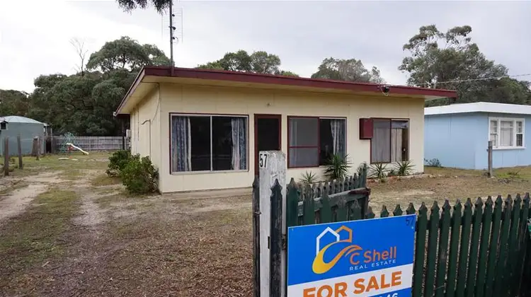57 Central Avenue, Loch Sport VIC 3851