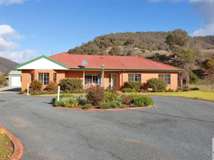 3746 Omeo Highway, Eskdale VIC 3701