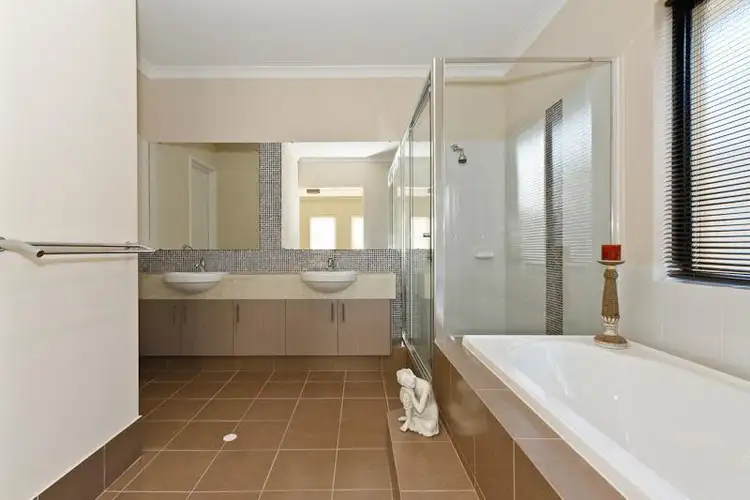 Sixth view of Homely house listing, 14 Collanda Circuit, Carramar WA 6031