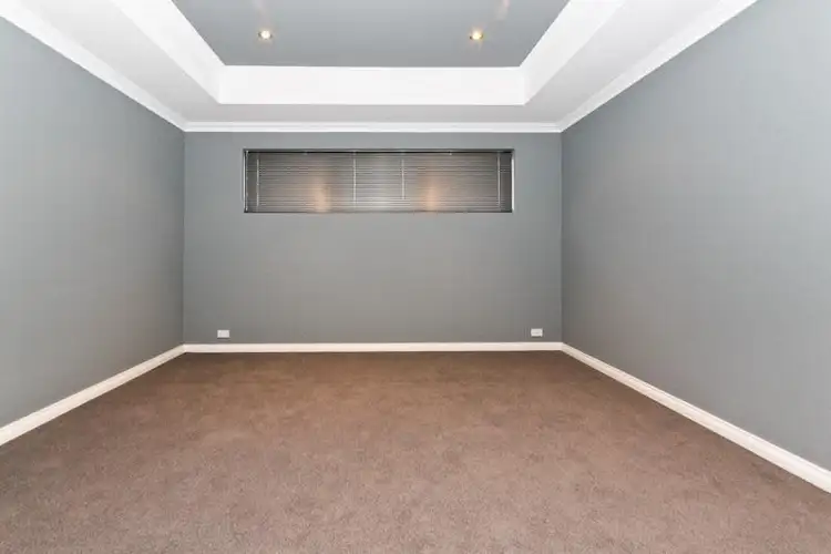 Seventh view of Homely house listing, 14 Collanda Circuit, Carramar WA 6031