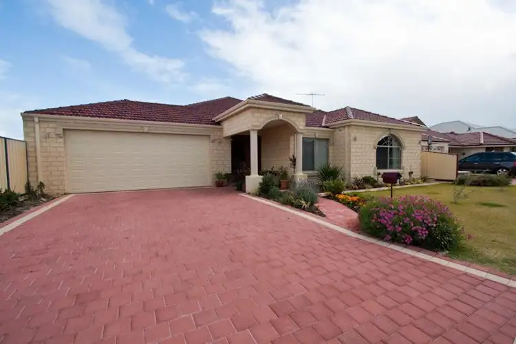 3 Litchfield Crescent, Carramar WA 6031