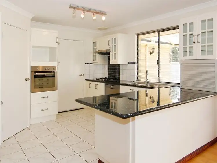 Second view of Homely house listing, 100 Roxburgh Circle, Kinross WA 6028