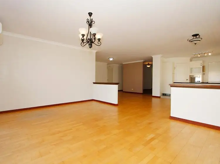 Fourth view of Homely house listing, 100 Roxburgh Circle, Kinross WA 6028
