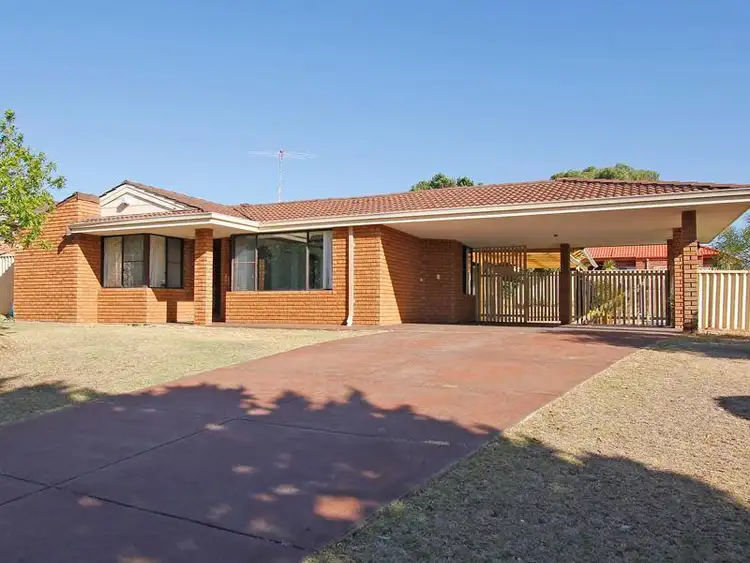 Second view of Homely house listing, 6 Monk Glade, Ocean Reef WA 6027