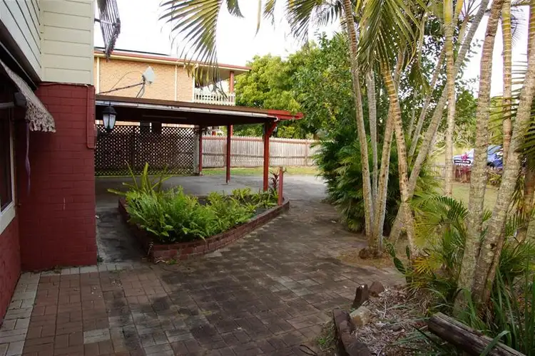 Second view of Homely house listing, 75 Zelma Street, Grasstree Beach QLD 4740