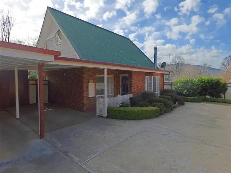 Main view of Homely unit listing, 6/8 Wills Street, Bright VIC 3741