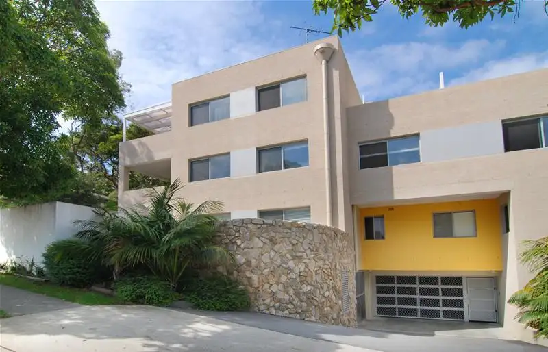 Main view of Homely unit listing, 18/59-61 Pacific Parade, Dee Why NSW 2099