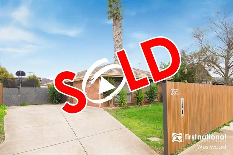 255 Greaves Street North, Werribee VIC 3030