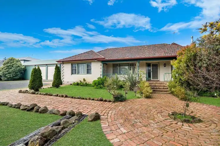 28 Mortlake Road, Warrnambool VIC 3280