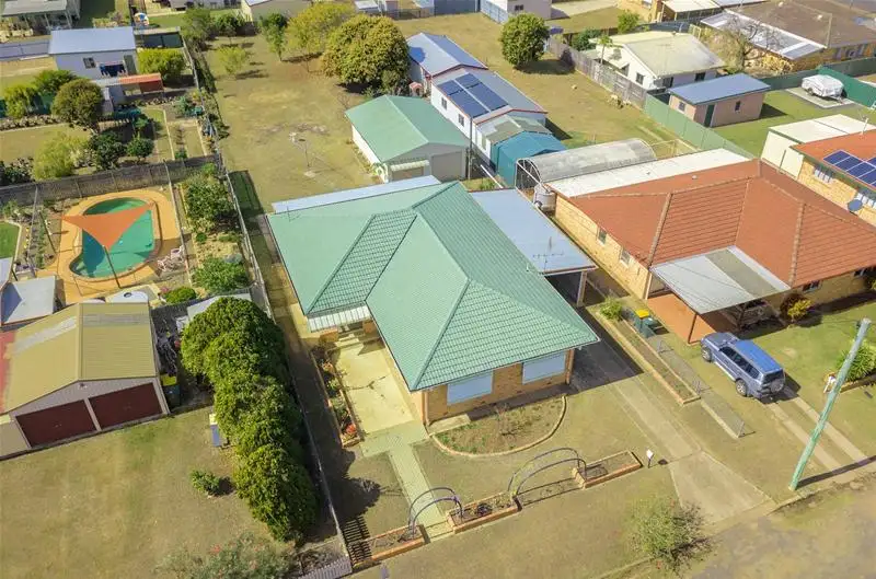 Main view of Homely house listing, 2 Parsloe Street, Svensson Heights QLD 4670