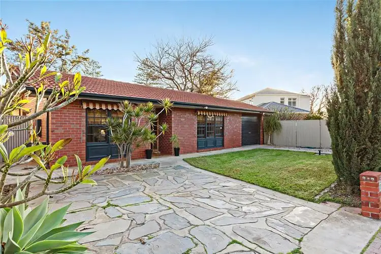 2A Leak Avenue, Glenelg North SA 5045
