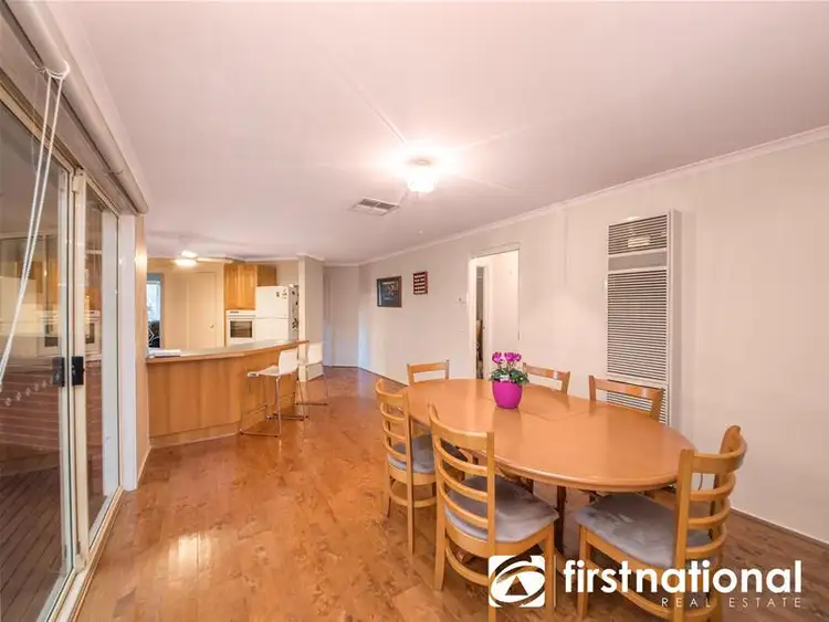 Fifth view of Homely house listing, 4 Christopher Close, Pakenham VIC 3810