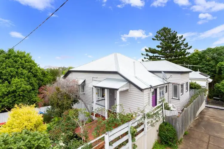 1 Rosecliffe Street, Highgate Hill QLD 4101