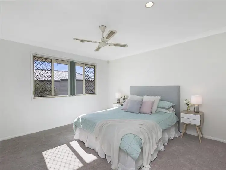 Fifth view of Homely townhouse listing, 2/7 Kent Street, Coorparoo QLD 4151